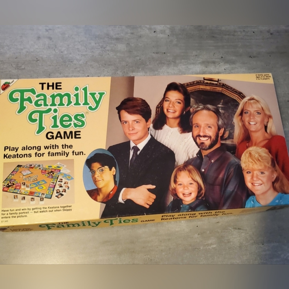 Vintage family ties board game/1980s TV show/Alex P. Keaton/Michael J Fox